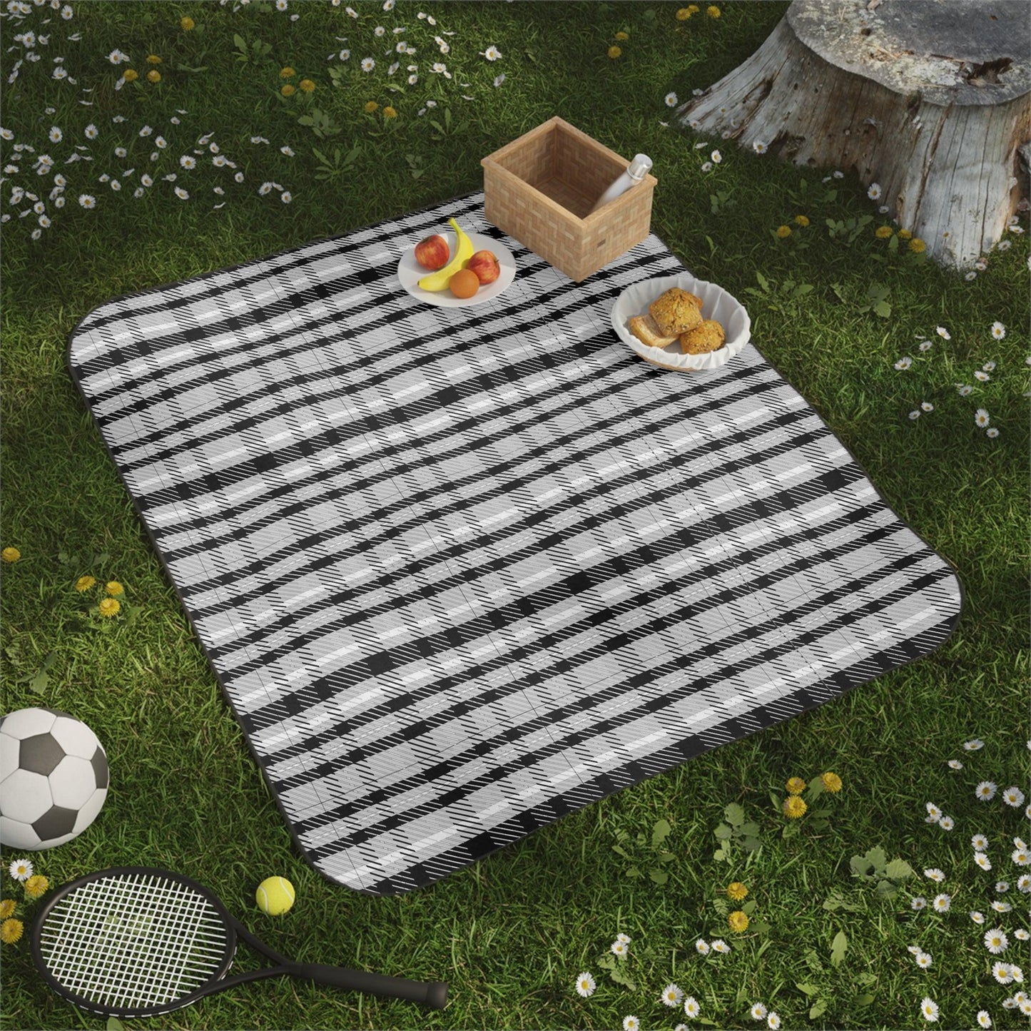 Gingham Picnic Blanket - GroveWisdom