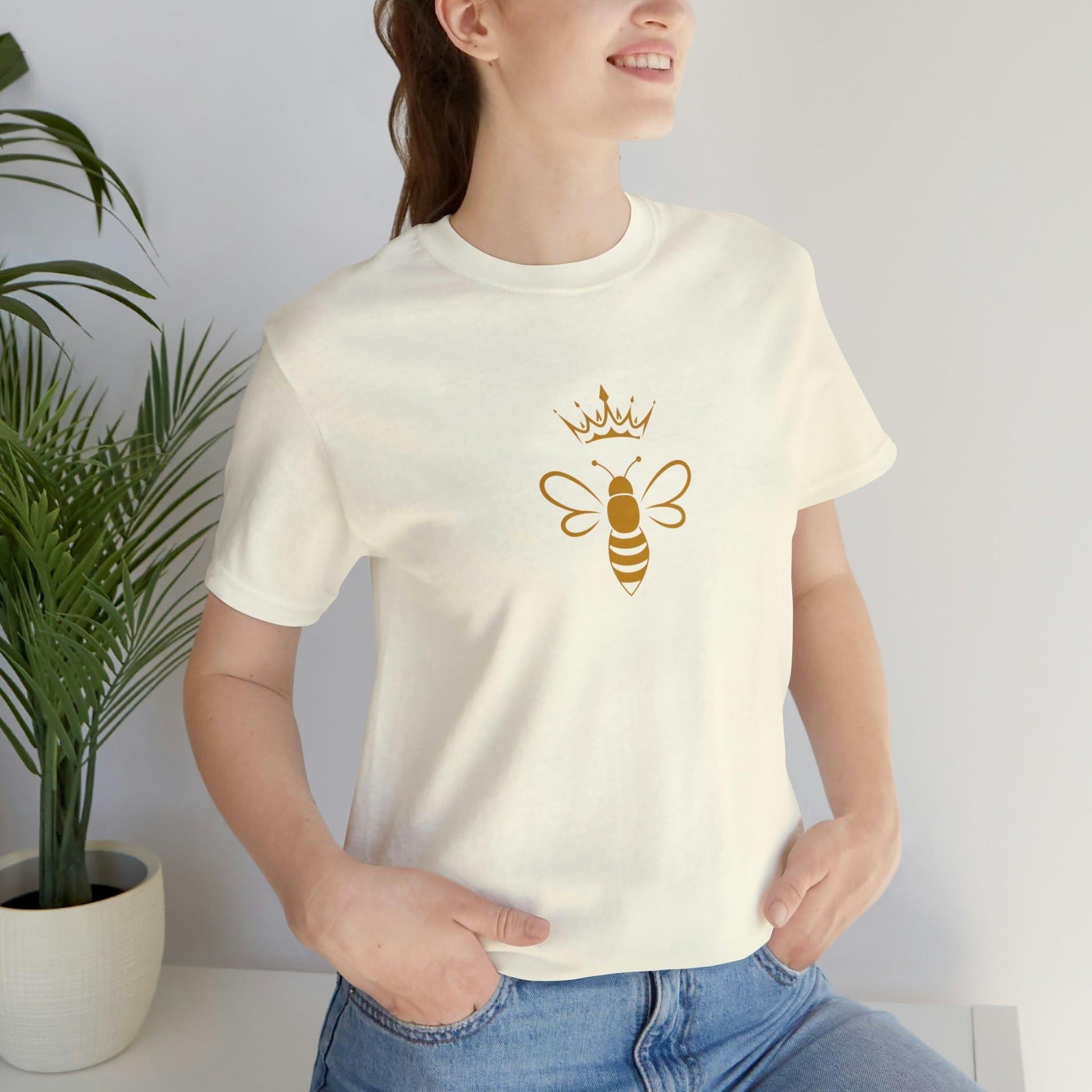 Queen Bee Tee - GroveWisdom